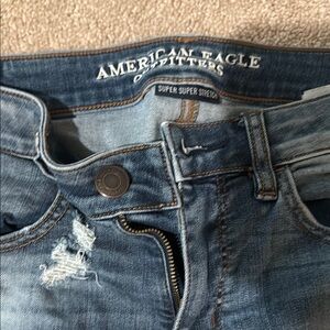 American Eagle Outfitters Blue super super stretch crop jegging